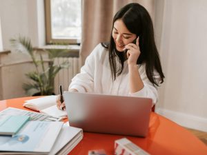 Early Exposure Boosts Female Entrepreneurship