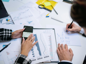 Bigger Checks, Fewer Deals in Fintech